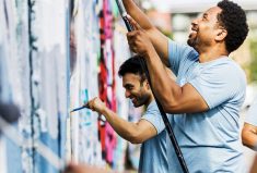 Come Le Organizzazioni Giovanili Promuovono Eventi Di Pulizia Della Comunità